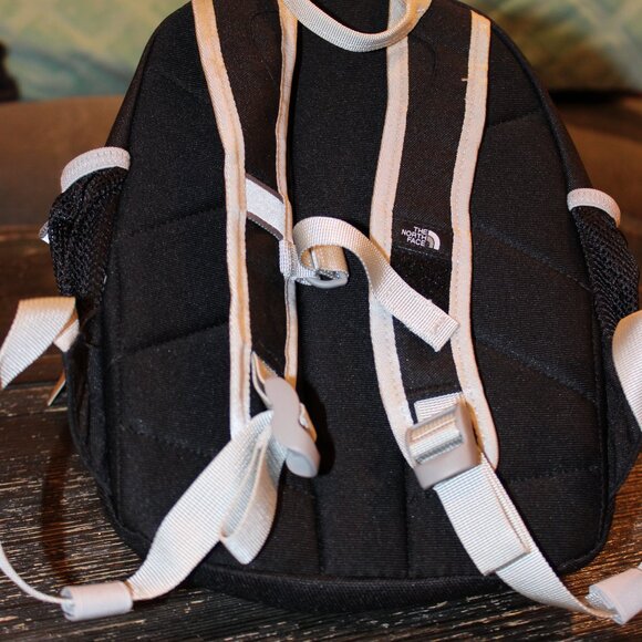 The North Face Sprout Youth Backpack - Picture 3 of 3